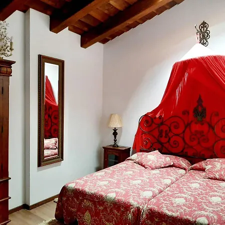 La Del Canal Hotel 5*