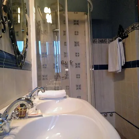 La Del Canal Hotel 5*