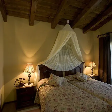 Hotel La Del Canal 5*