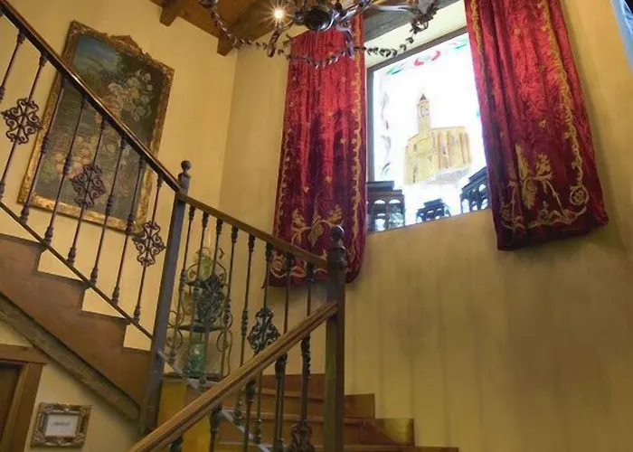 La Del Canal 5* Villanueva de San Mancio