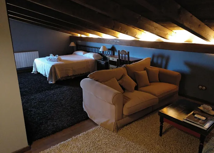 La Del Canal Villanueva de San Mancio