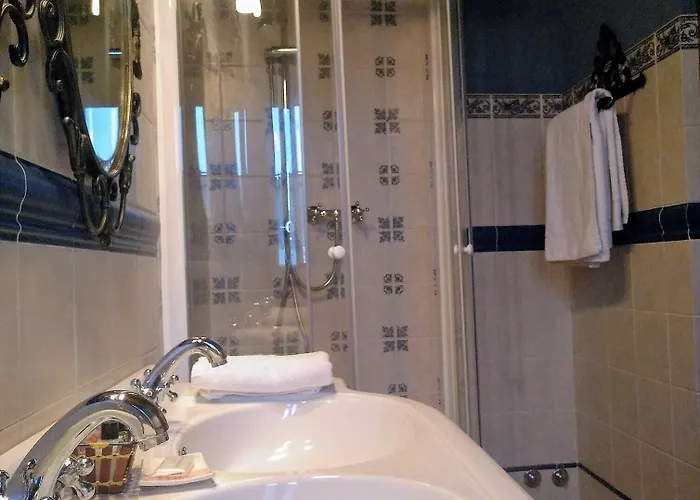 La Del Canal 호텔 5*