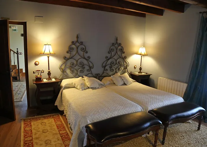 호텔 La Del Canal 5*